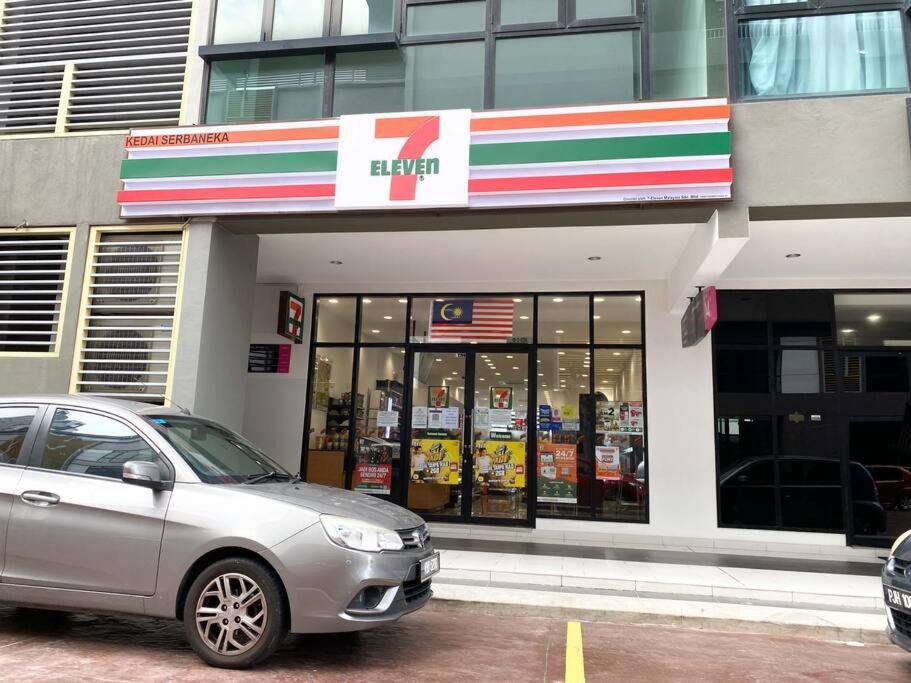 The Icon4 In Ioi Mall Putrajaya, Netflix * Putrajaya